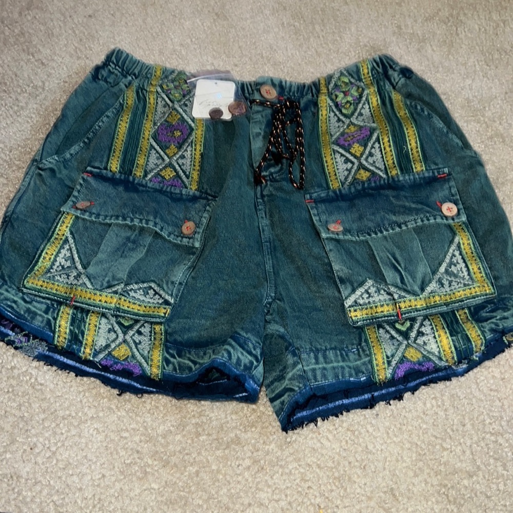 NWT! Free people denim shorts